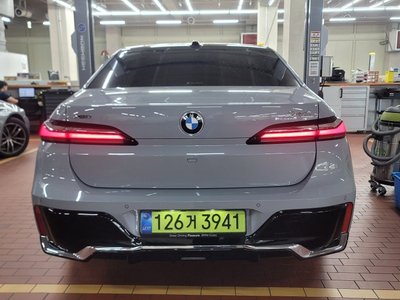 BMW 7 SERIES - 4