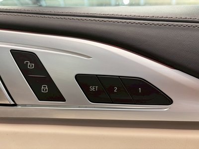 2020 BMW 8 SERIES — фото 8