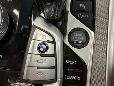 2020 BMW 8 SERIES — миниатюра 11