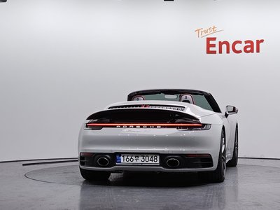 PORSCHE 911 - 4