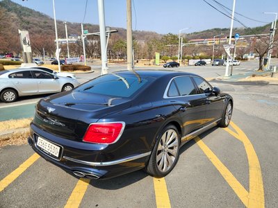 BENTLEY FLYING SPUR - 4