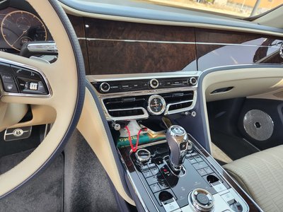 BENTLEY FLYING SPUR - 8