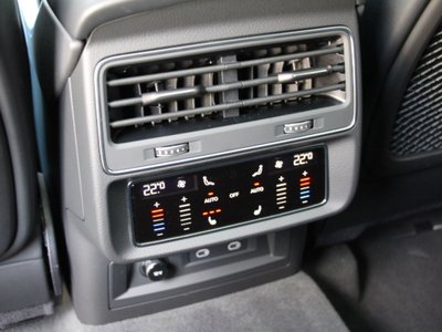 2025 AUDI Q8 缩略图 32
