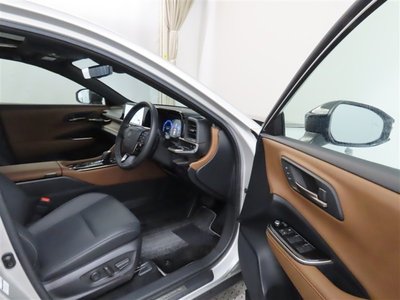 TOYOTA CROWN CROSSOVER - 10