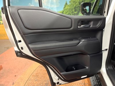 2025 Toyota LAND CRUISER 250 — миниатюра 24