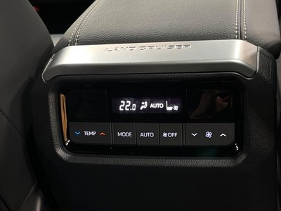 2025 Toyota LAND CRUISER 250 — миниатюра 33