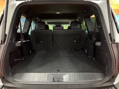 2025 Toyota LAND CRUISER 250 — миниатюра 11