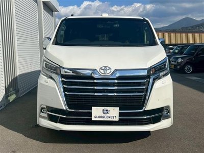 TOYOTA GRAND ACE - 8