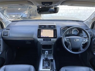 TOYOTA LAND CRUISER PRADO - 7