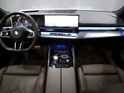 2025 BMW 5 SERIES photo 5