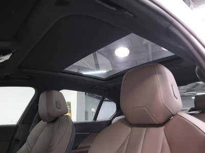 2025 BMW 5 SERIES — миниатюра 20