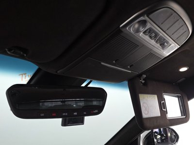 2020 Genesis G90 — миниатюра 18