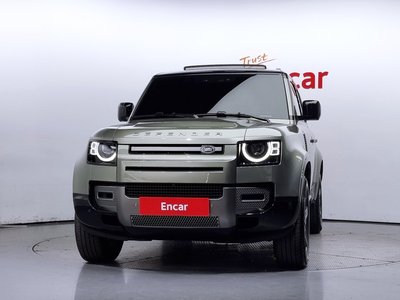 LAND ROVER DEFENDER - 2