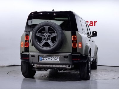 LAND ROVER DEFENDER - 3