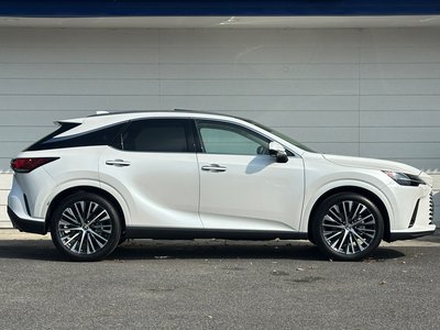 2025 Lexus RX — миниатюра 20