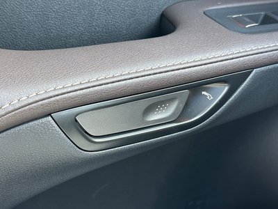 2025 Lexus RX — миниатюра 62