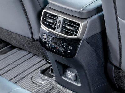 صورة مصغرة 56 لـ 2025 Lexus RX