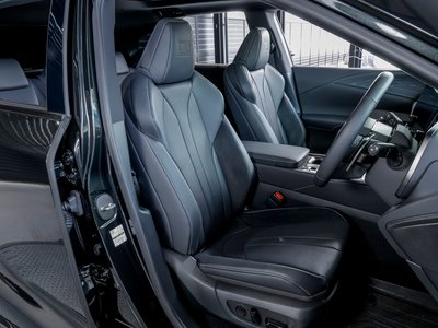 صورة مصغرة 16 لـ 2025 Lexus RX