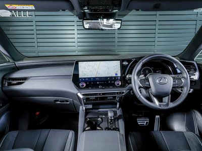 صورة مصغرة 13 لـ 2025 Lexus RX