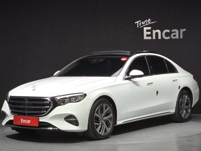 MERCEDES-BENZ E-CLASS - 1