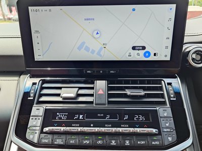 2025 Toyota LAND CRUISER 300 缩略图 21