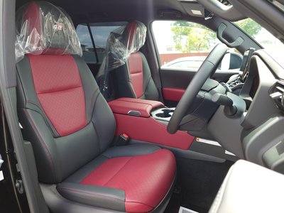 2025 Toyota LAND CRUISER 300 缩略图 12