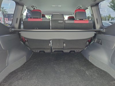 2025 Toyota LAND CRUISER 300 缩略图 28