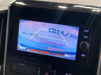 TOYOTA LAND CRUISER 200 - 5