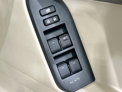 صورة مصغرة 47 لـ 2023 Toyota LAND CRUISER PRADO