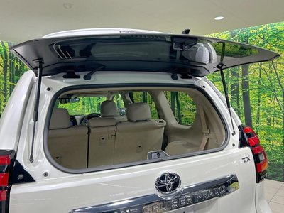 صورة مصغرة 30 لـ 2023 Toyota LAND CRUISER PRADO