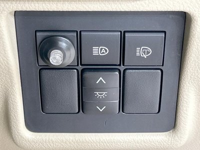 صورة مصغرة 44 لـ 2023 Toyota LAND CRUISER PRADO