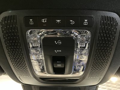 2025 Mercedes-BENZ GLS 缩略图 64