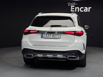 MERCEDES-BENZ GLC - 4