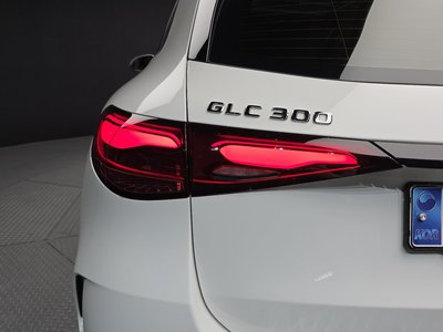 MERCEDES-BENZ GLC - 10