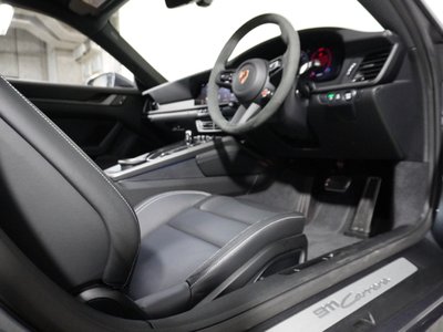 PORSCHE 911 - 9
