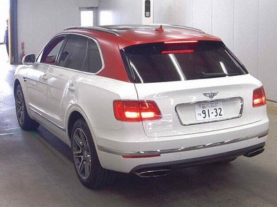 BENTLEY BENTAYGA - 2
