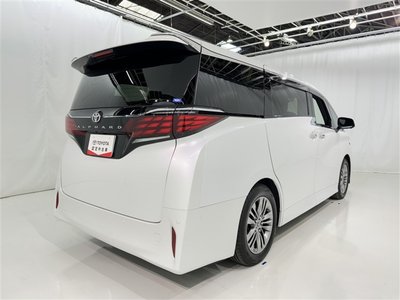 2024 Toyota ALPHARD — миниатюра 12