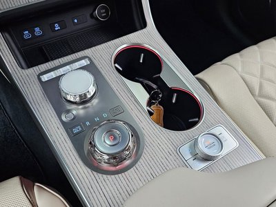GENESIS GV80 - 9