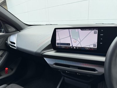 2025 BMW 1 SERIES 缩略图 27