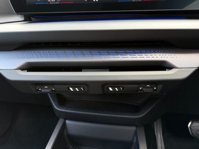 2025 BMW 1 SERIES 缩略图 39