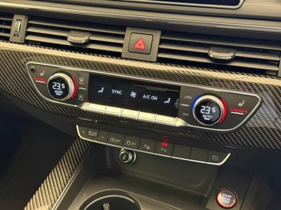 2019 AUDI RS4 AVANT — миниатюра 20