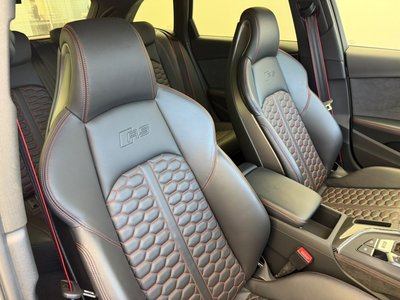 2019 AUDI RS4 AVANT — миниатюра 24