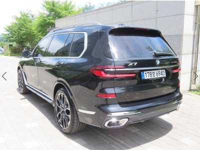 صورة 2 لـ 2025 BMW X7
