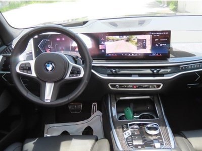 2025 BMW X7 — миниатюра 15