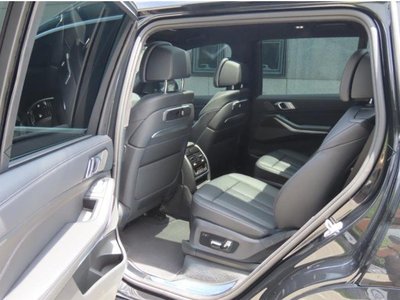 2025 BMW X7 — миниатюра 13