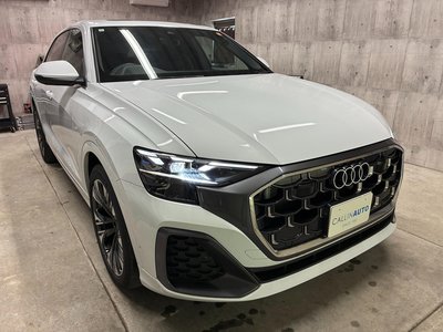 AUDI Q8 - 4