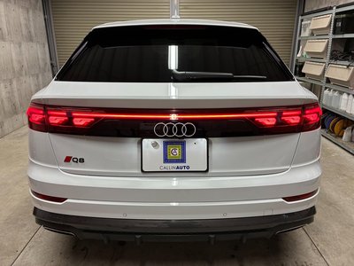 AUDI Q8 - 8