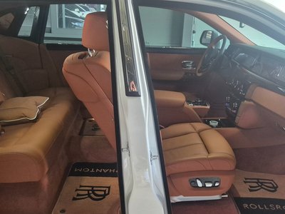 ROLLS-ROYCE PHANTOM - 8