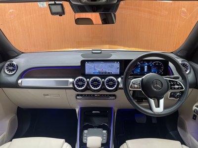 MERCEDES-BENZ GLB - 4