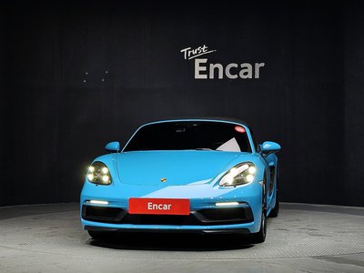صورة 2 لـ 2019 Porsche 718
